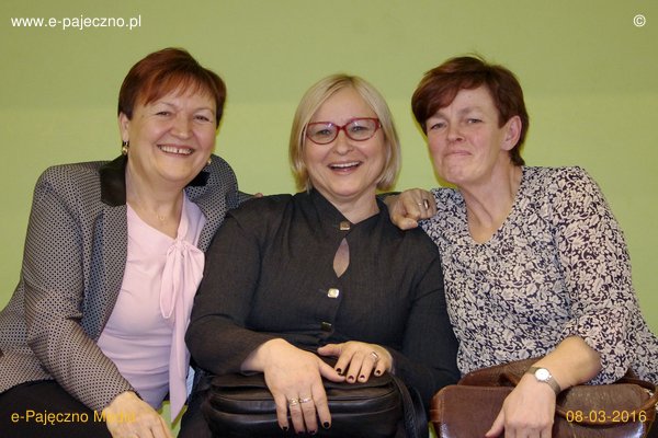 dzień kobiet rząśnia