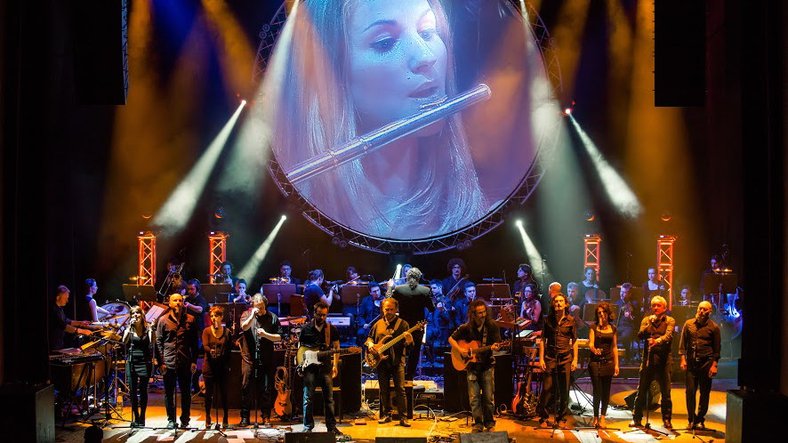 the wall live orchestra